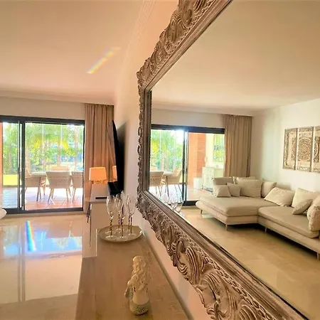 Breathtaking Apartment, Paradise Palm View Marbella إِستيبونا