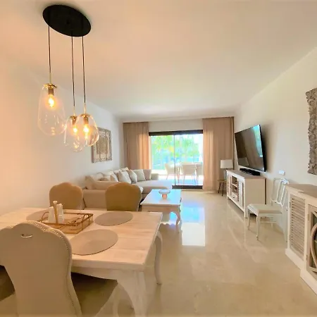 Breathtaking Apartment, Paradise Palm View Marbella